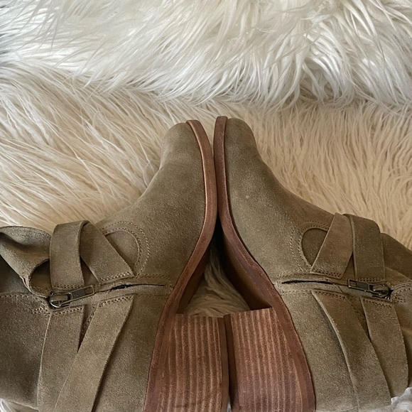 Ugg Booties - Picture 6 of 10